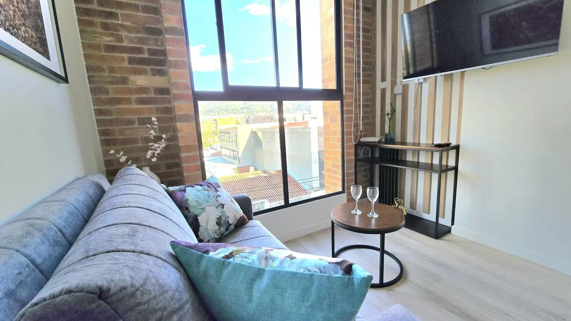 Apartment Acogedor Apartamento En Cedritos Bogota
