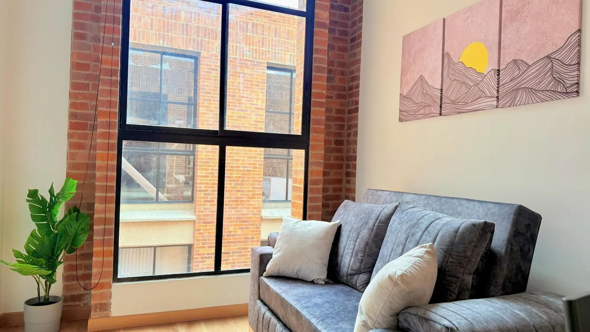 Acogedor Apartamento En Cedritos Bogota Colombia
